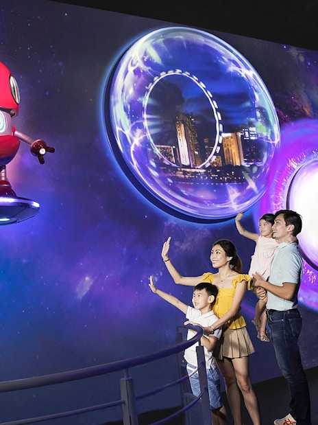 combo (save 2%): universal studios singapore + singapore flyer with time capsule tickets-4